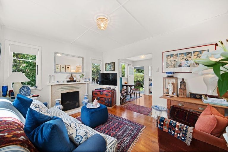 Photo of property in 57 Reading Street, Greytown, 5712