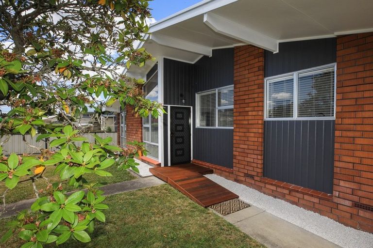 Photo of property in 6 Leong Avenue, Dinsdale, Hamilton, 3204