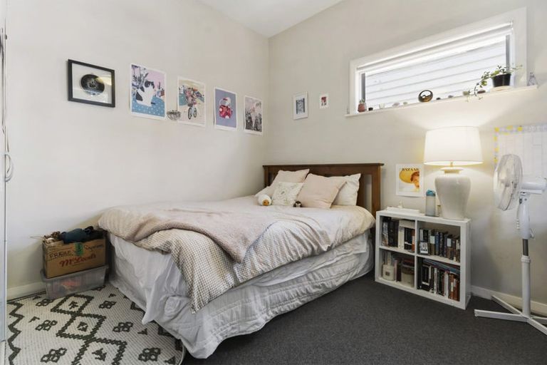 Photo of property in 8 Lewer Street, Karori, Wellington, 6012