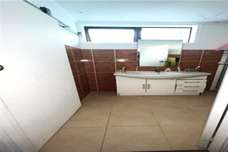 Photo of property in 1/66 Hillcrest Road, Papatoetoe, Auckland, 2025