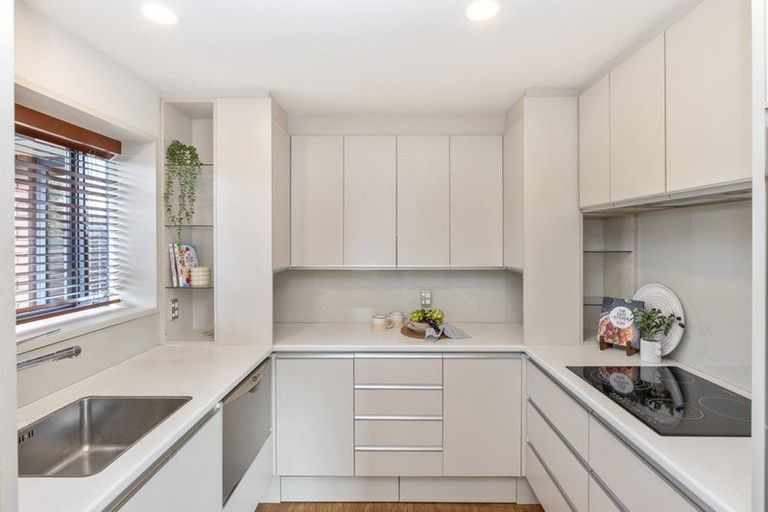 Photo of property in 8/22 Boon Street, Sydenham, Christchurch, 8023