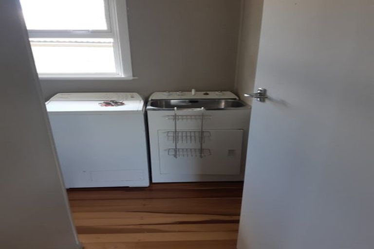 Photo of property in 208 Tamamutu Street, Taupo, 3330