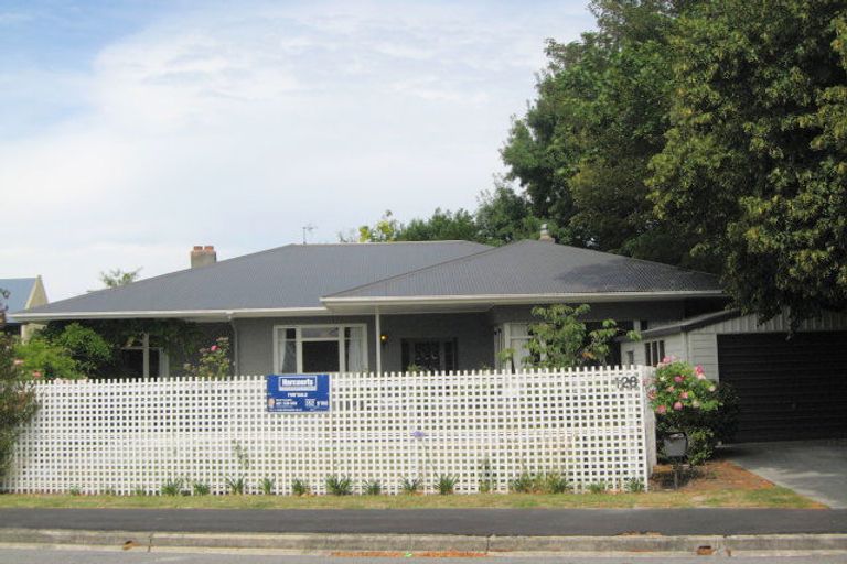 Photo of property in 128a Mcfaddens Road, St Albans, Christchurch, 8052