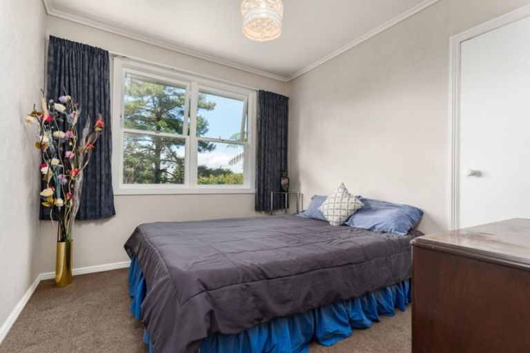 Photo of property in 8 Hartley Terrace, Massey, Auckland, 0614
