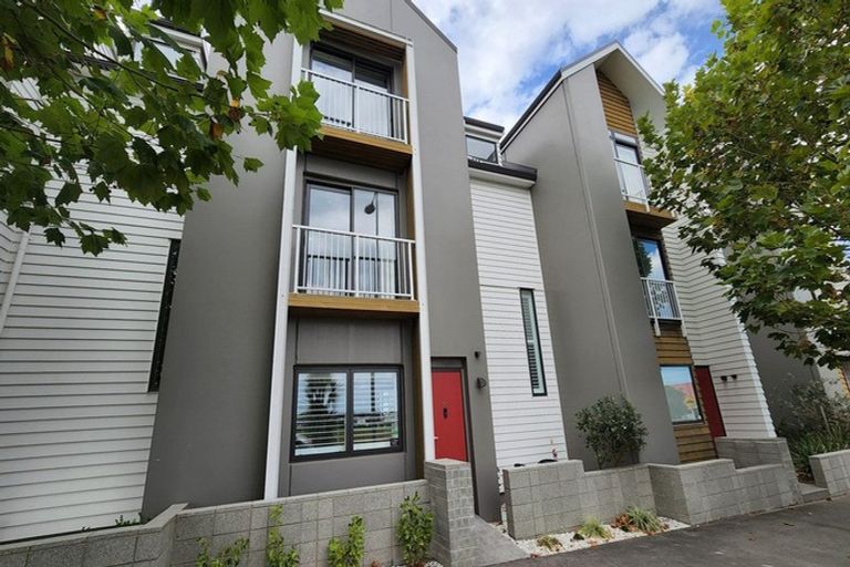 Photo of property in 30 Squadron Drive, Hobsonville, Auckland, 0616