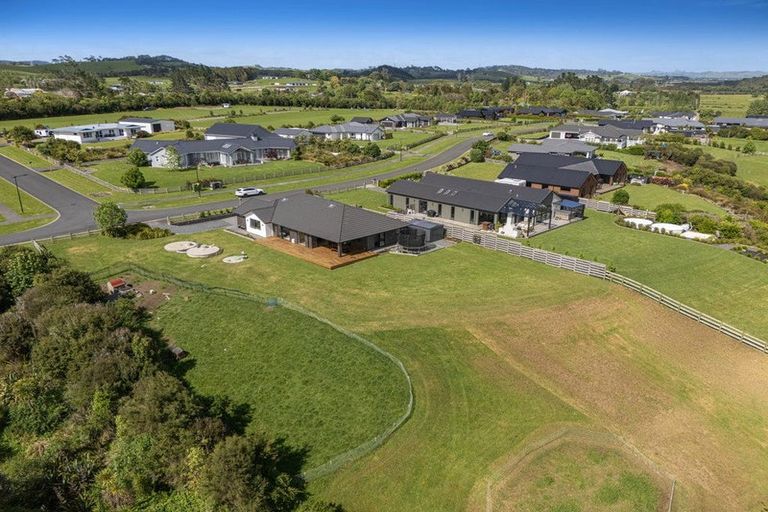 Photo of property in 22 Awatiro Drive, Kaukapakapa, 0871