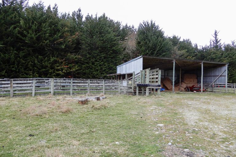 Photo of property in 185 Mount Misery Road, Herbert, Oamaru, 9495