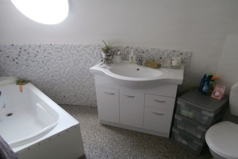 Photo of property in 144b Innes Road, St Albans, Christchurch, 8052