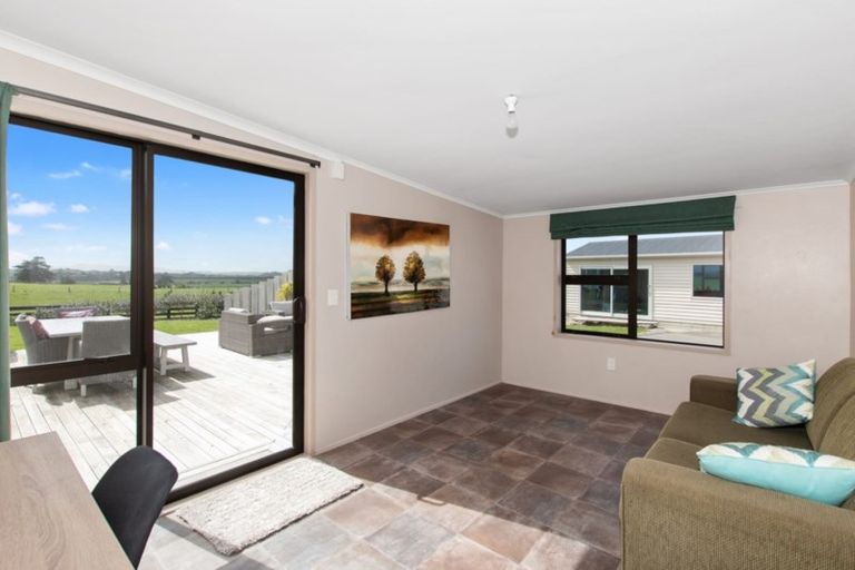 Photo of property in 413a Baylys Coast Road, Dargaville, 0377