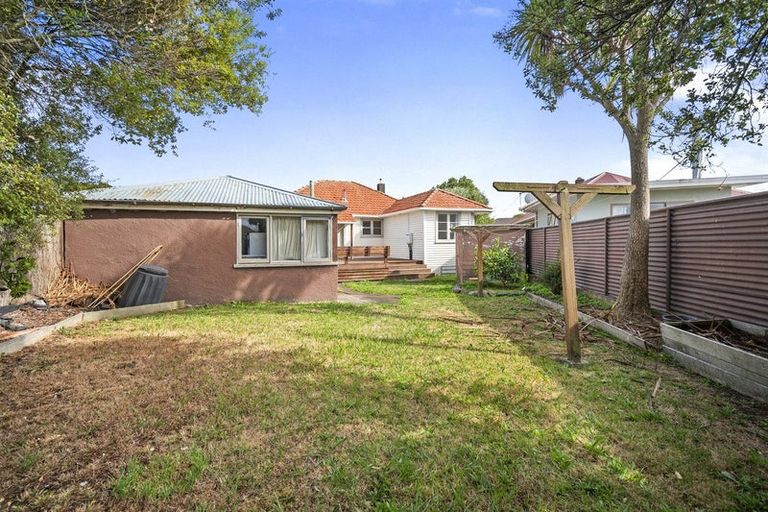 Photo of property in 40 Andrew Avenue, Roslyn, Palmerston North, 4414