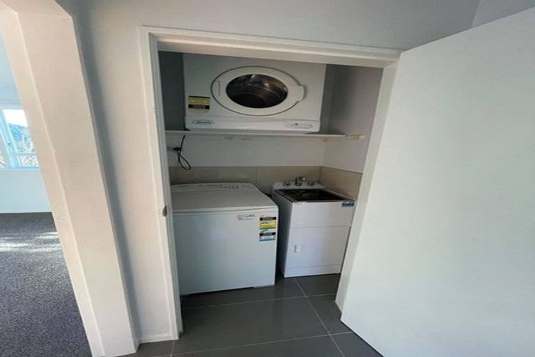 Photo of property in 6b Narbada Crescent, Khandallah, Wellington, 6035