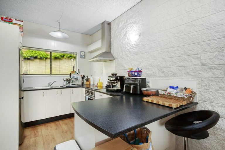 Photo of property in 29f1 Truscott Avenue, Johnsonville, Wellington, 6037