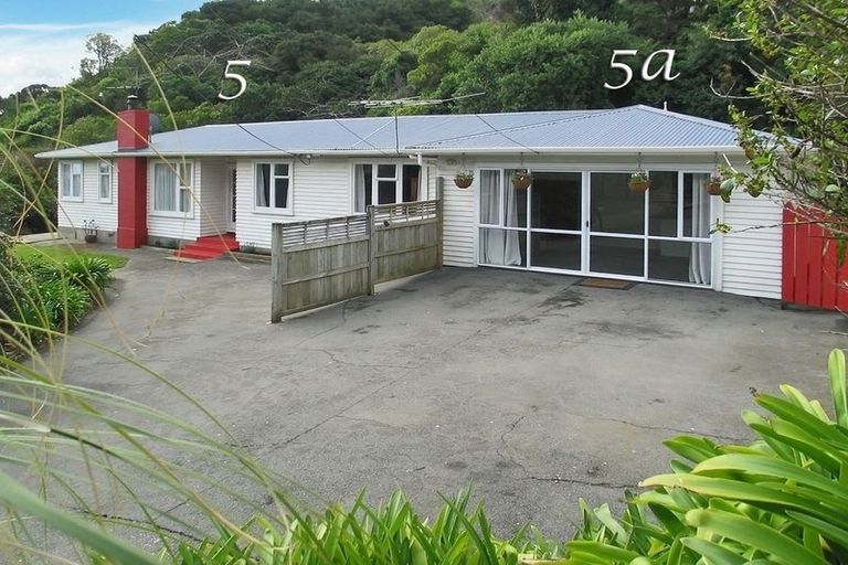 Photo of property in 5 Kiriwai Road, Paremata, Porirua, 5024