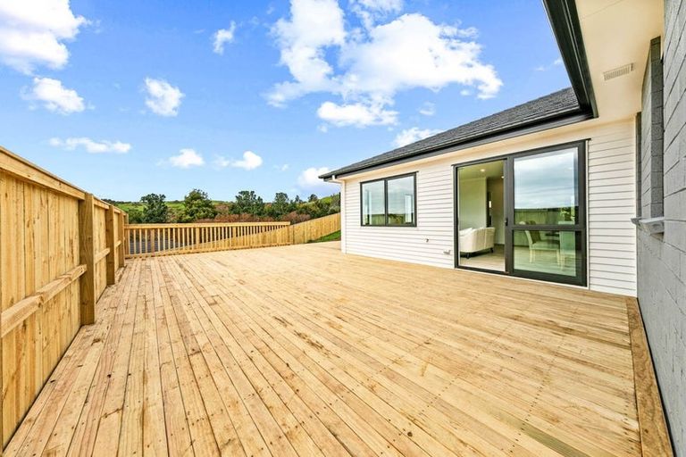 Photo of property in 18 Piedmonte Avenue, Pokeno, 2402