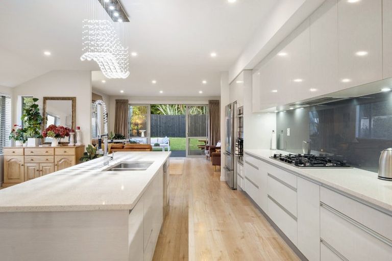 Photo of property in 7 Bridget Court, Red Beach, 0932