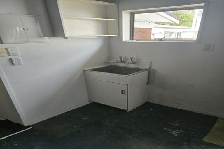 Photo of property in 2/20 Roulston Street, Pukekohe, 2120