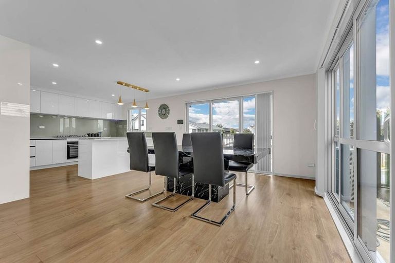 Photo of property in 95d Raglan Street, Mangere East, Auckland, 2024