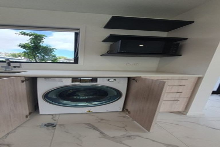 Photo of property in 1/245 Kilmore Street, Christchurch Central, Christchurch, 8011