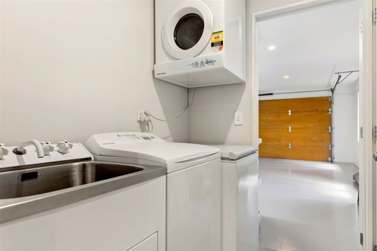 Photo of property in 10 Cathcart Crescent, Prebbleton, 7604