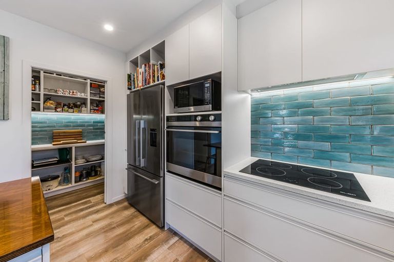 Photo of property in 15 Makete Crescent, Hobsonville, Auckland, 0618