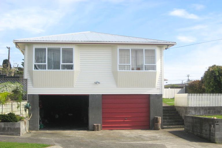 Photo of property in 13 Rospeath Crescent, Spotswood, New Plymouth, 4310