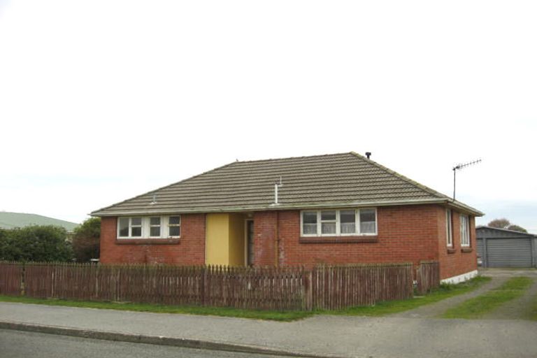 Photo of property in 3 Manapouri Street, Strathern, Invercargill, 9812