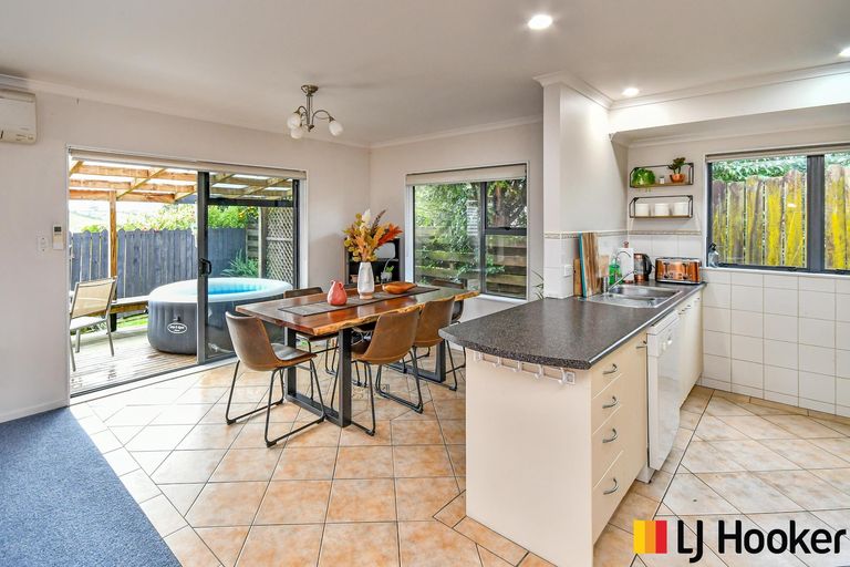Photo of property in 7a Isabella Drive, Pukekohe, 2120