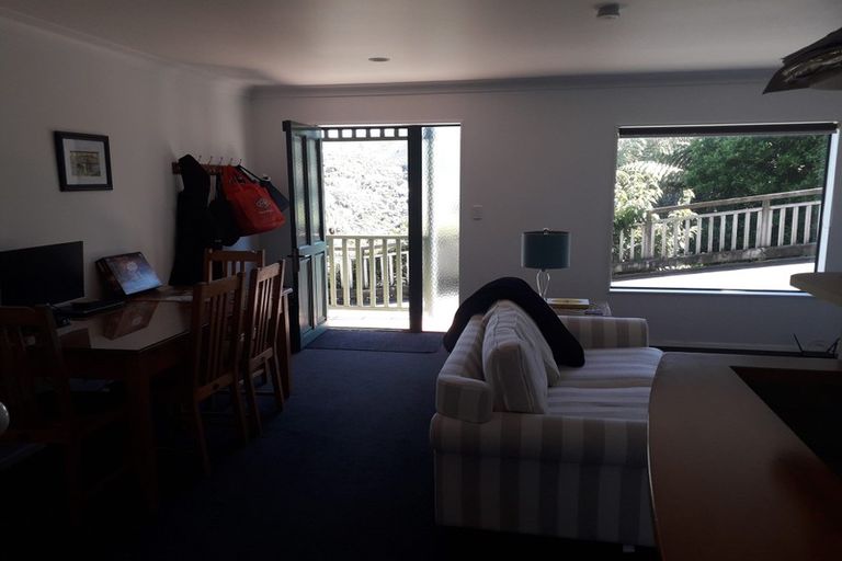 Photo of property in 74a Mairangi Road, Wadestown, Wellington, 6012