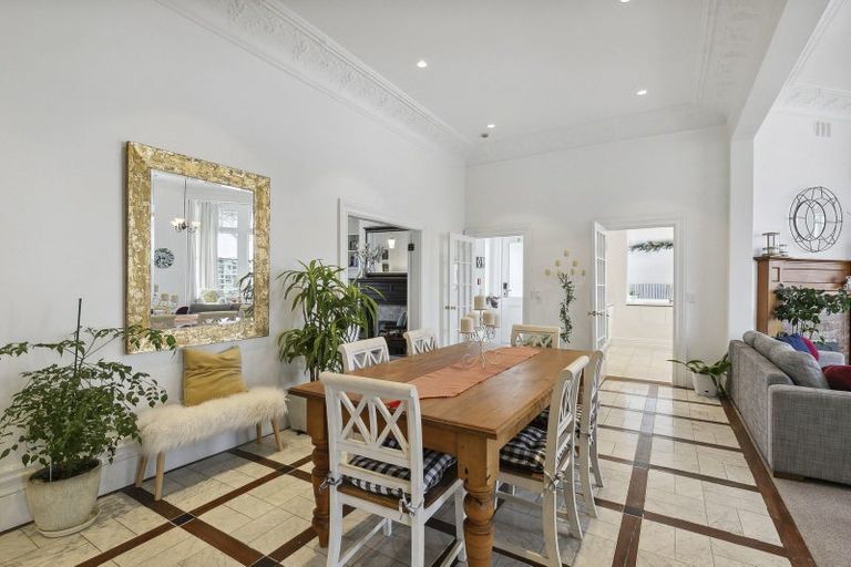 Photo of property in 219u2 The Terrace, Wellington Central, Wellington, 6011