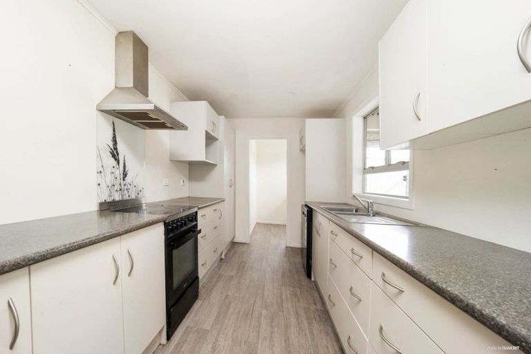 Photo of property in 1/54 Seabrook Avenue, New Lynn, Auckland, 0600