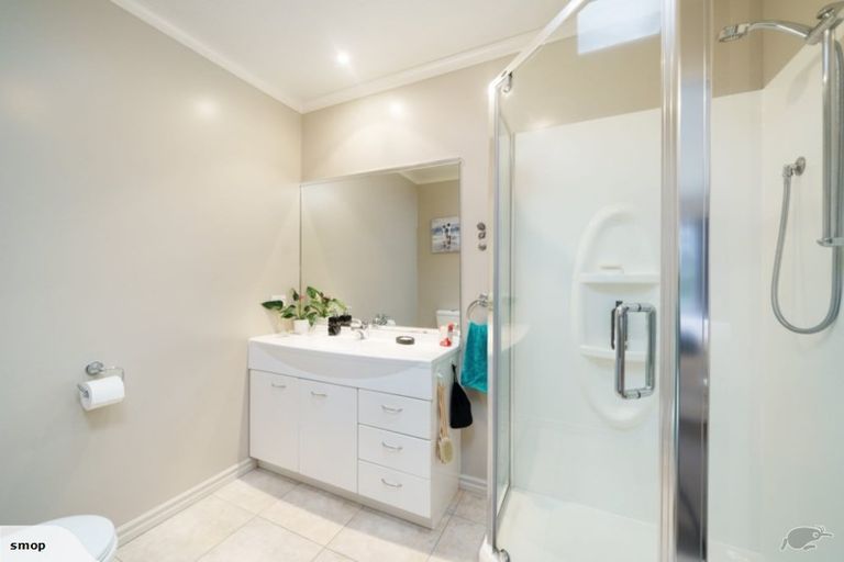 Photo of property in 18 Ohope Place, Papamoa Beach, Papamoa, 3118