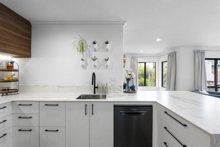 Photo of property in 20 Caroline Way, Northwood, Christchurch, 8051