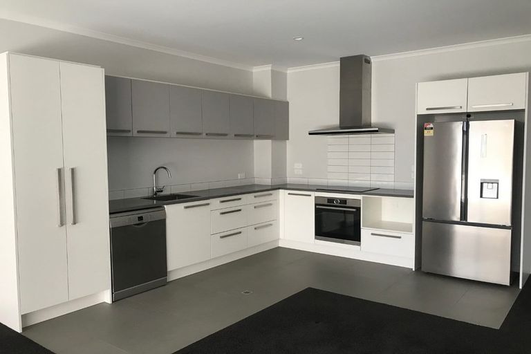 Photo of property in 3 Hudson Bay Road, Hobsonville, Auckland, 0616