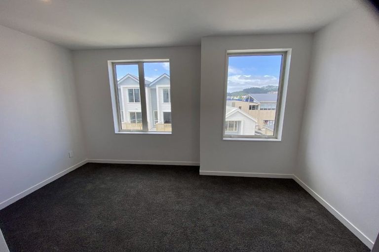 Photo of property in 30u2 Pirie Street, Mount Victoria, Wellington, 6011