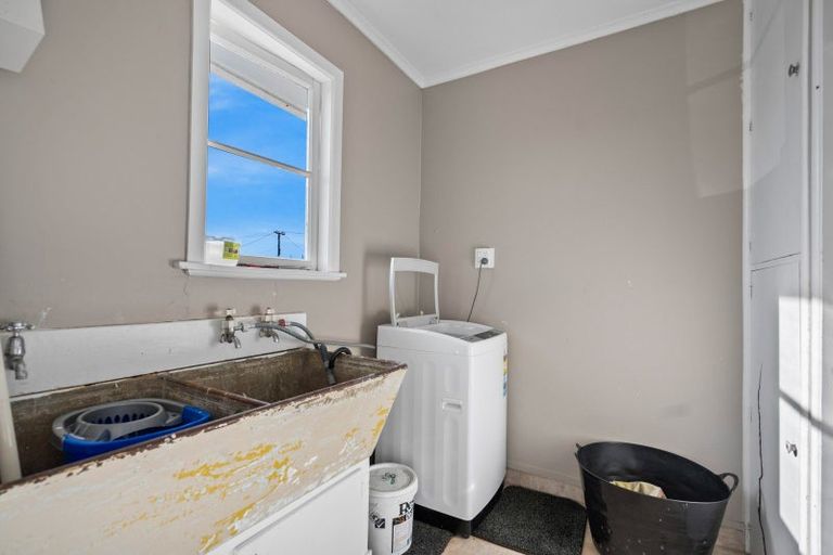 Photo of property in 16 Ruawai Wharf Road, Ruawai, 0530