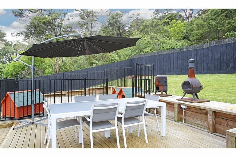 Photo of property in 13 Chrisarda Place, Red Hill, Papakura, 2110
