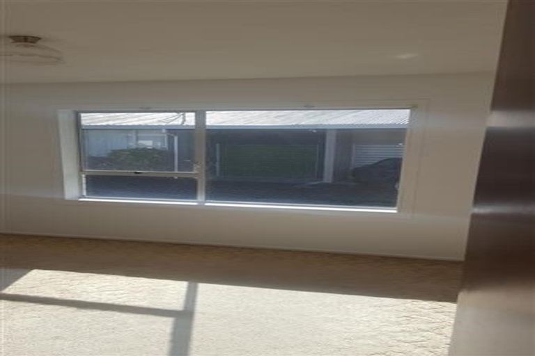 Photo of property in 43 Oldwood Street, Bishopdale, Christchurch, 8053