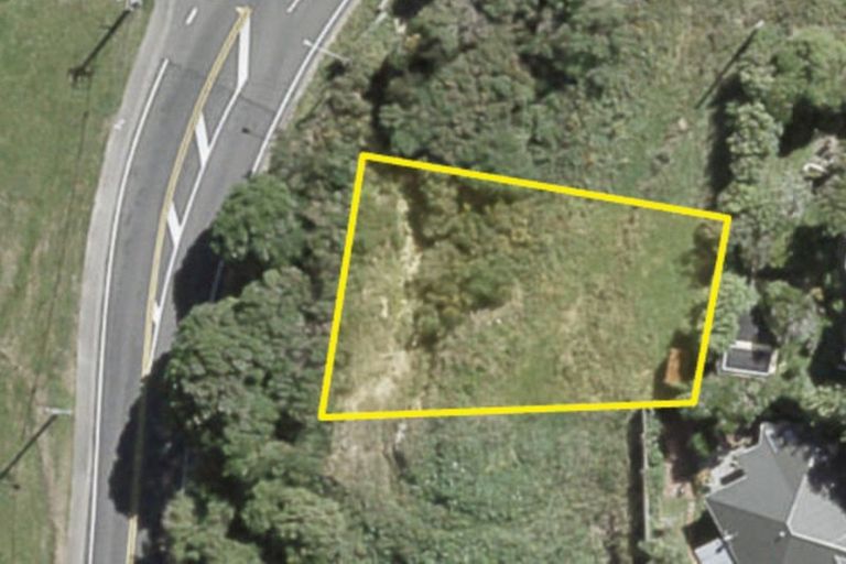 Photo of property in 76 Curtis Street, Northland, Wellington, 6012