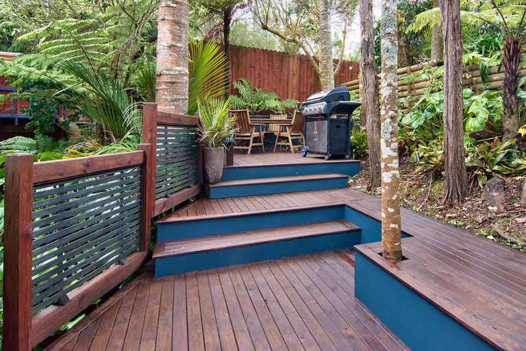 Photo of property in 196 Godley Road, Titirangi, Auckland, 0604