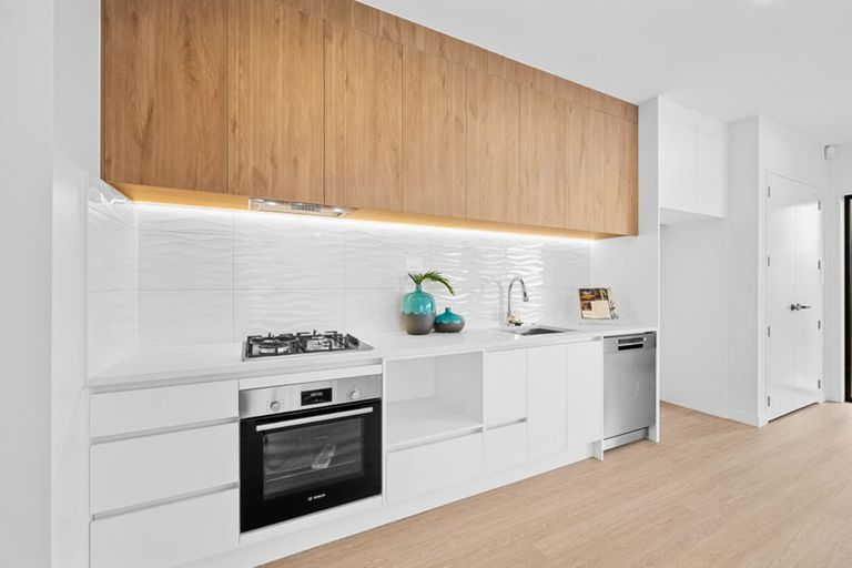 Photo of property in 7b Kotiu Place, Massey, 0614