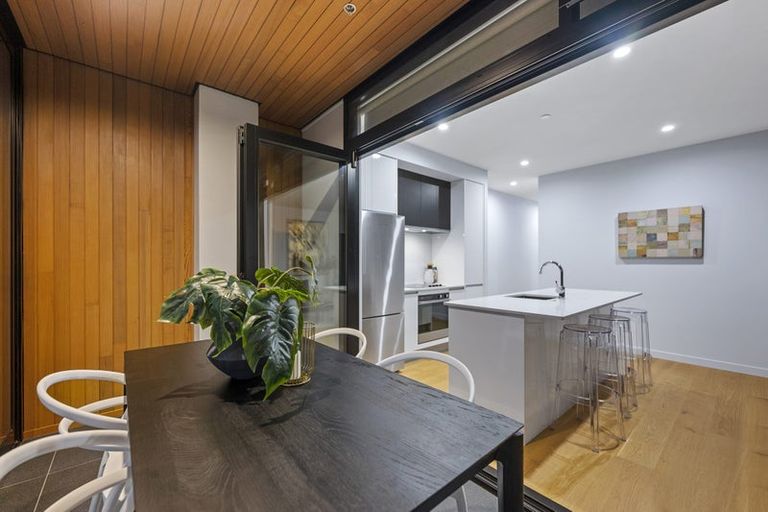 Photo of property in Frank Sargeson Apts, 401/74 Anzac Street, Takapuna, Auckland, 0622