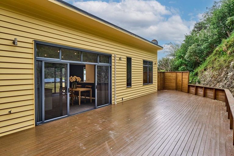 Photo of property in 13 Postgate Drive, Whitby, Porirua, 5024