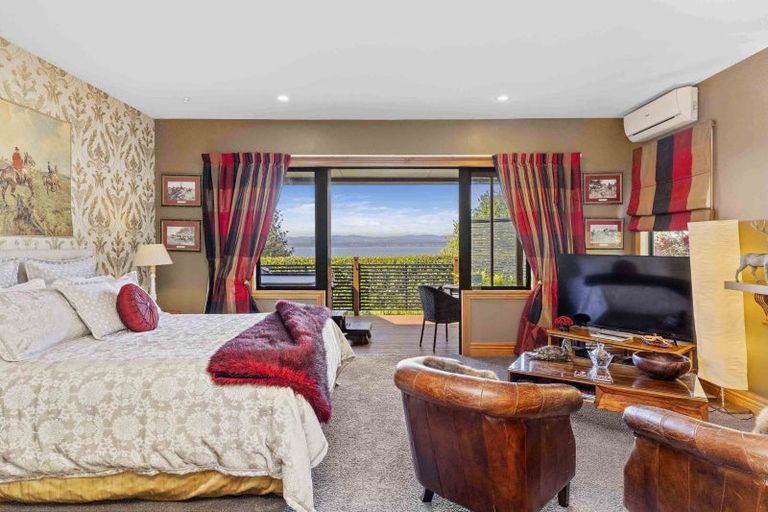 Photo of property in 2/41 Mapara Road, Acacia Bay, Taupo, 3385