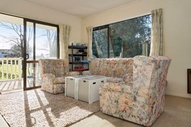 Photo of property in 5 Hookey Drive, Te Puke, 3119