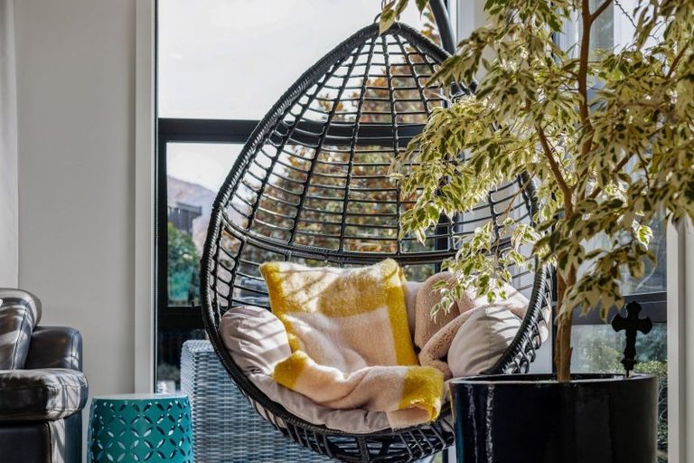 Photo of property in 13 Eden Close, Wanaka, 9305