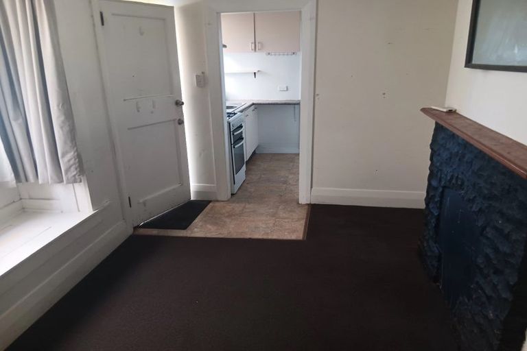 Photo of property in 135 Wallace Street, Mount Cook, Wellington, 6021