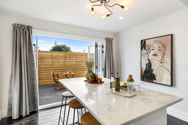 Photo of property in 51 Bath Street, Levin, 5510