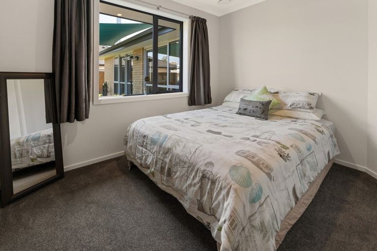 Photo of property in 14 Mary Newton Place, Brightwater, 7022