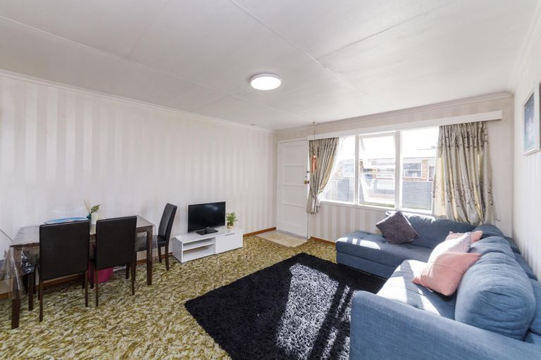 Photo of property in 84a5 Linton Street, West End, Palmerston North, 4410