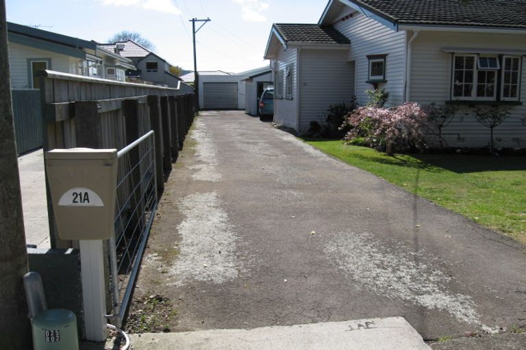 Photo of property in 21a Saint Ronans Avenue, Waterloo, Lower Hutt, 5011